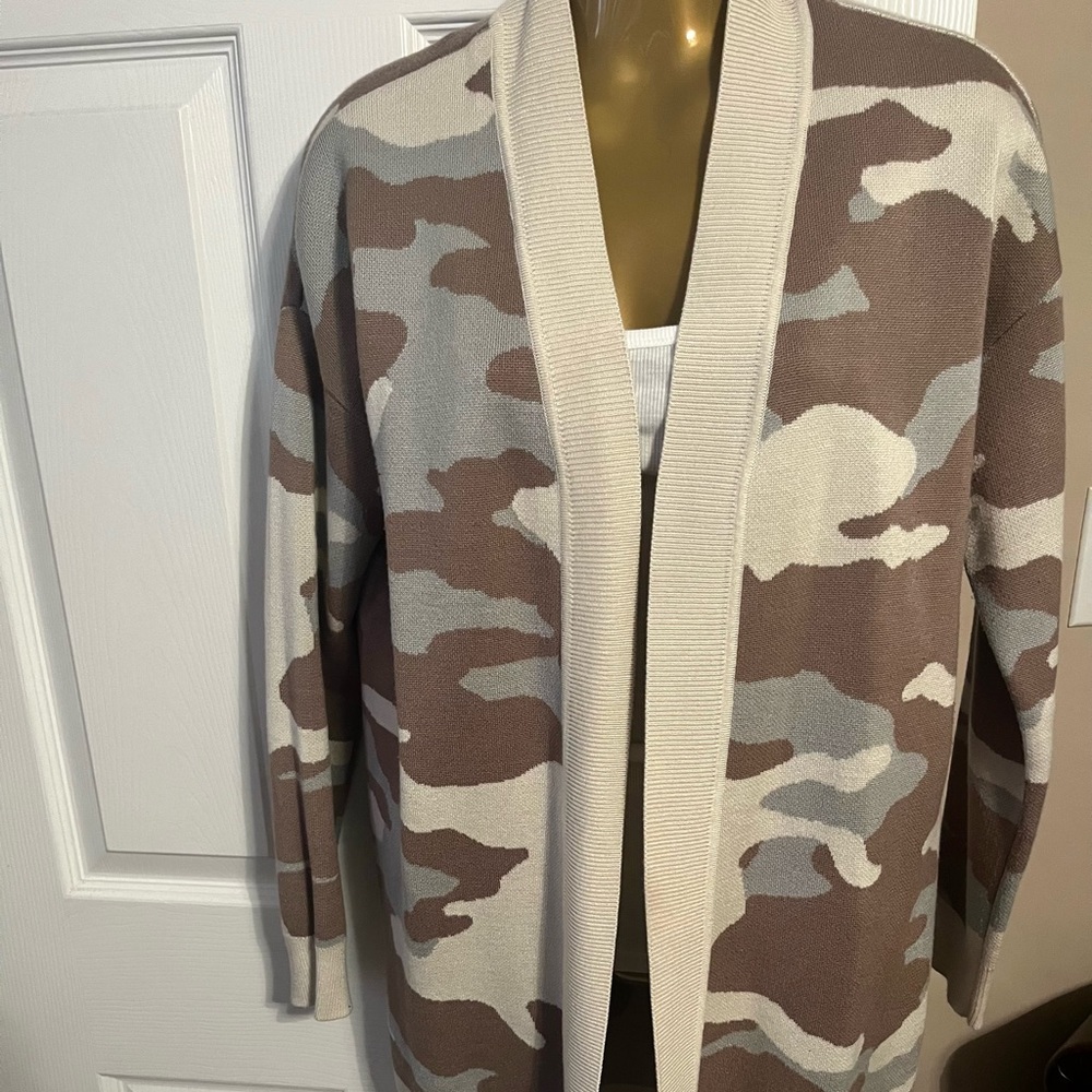 Brown & grey camouflage sweater